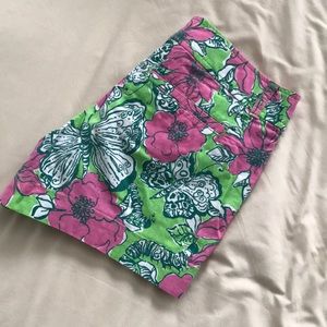 Floral Lilly shorts😍😍